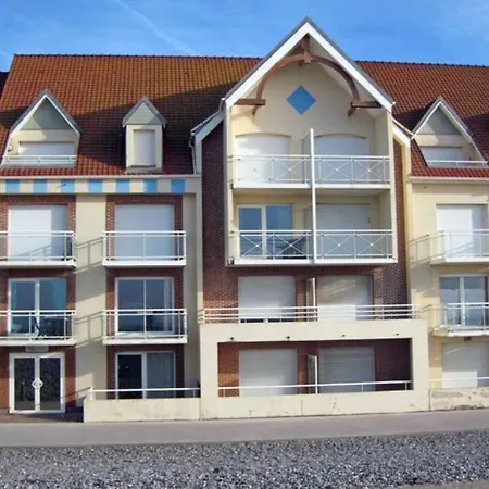 Face A La 6 Personnes Apartment