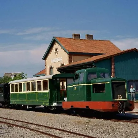 Face A La 6 Personnes