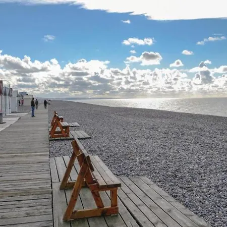 Face A La 6 Personnes