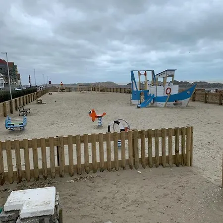 Face A La 6 Personnes 公寓