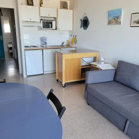 Face A La 6 Personnes 滨海卡约